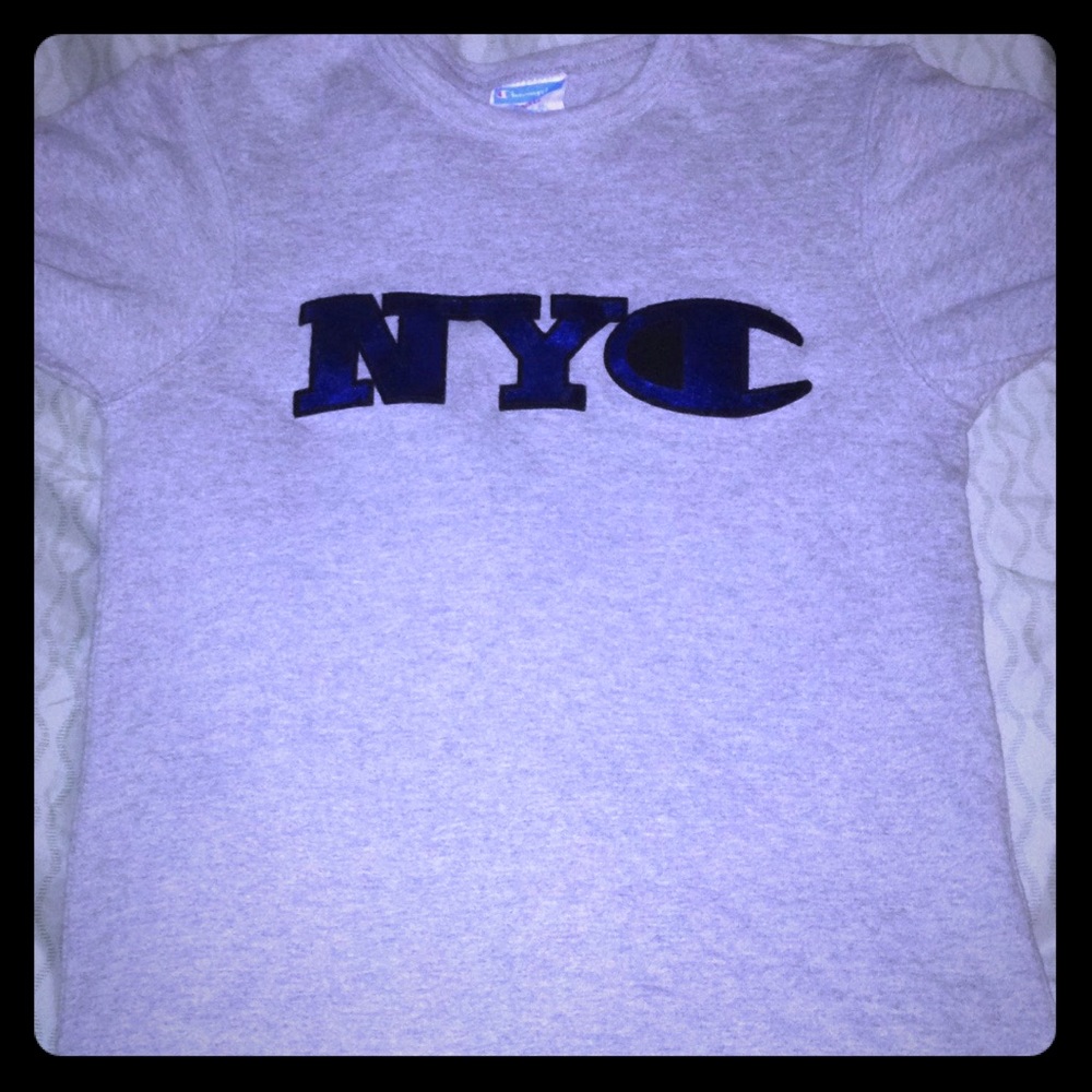 Champion T-shirt size:small